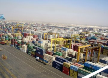 Iran’s Foreign Trade Balance  Remains Positive