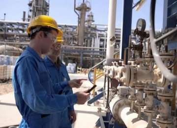 NIOC in Talks to Supply S. African Refineries