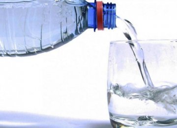 Drinking More Water Cuts Sugar, Sodium Intake