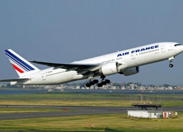 Air France Backs Down Over Crew Demand