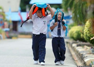 Climate Change Shuts Malaysia Schools