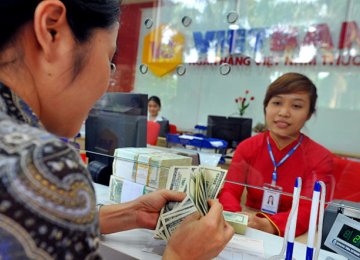 Vietnamese Send $7.3b Abroad