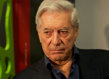 Vargas Llosa’s ‘Five Corners’ Among Best-Sellers