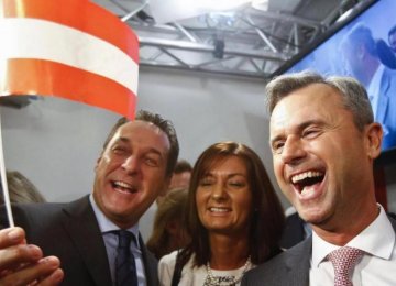 Austrian Far-Right Party Sweeps 1st Round