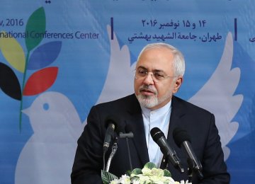 Zarif Highlights Iran&#039;s Immunity  to Threats