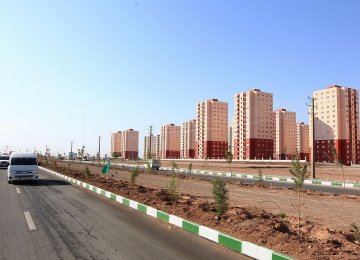 Despite the economic difficulties, the government managed to complete the construction of 800,000 Mehr housing units in the past three years