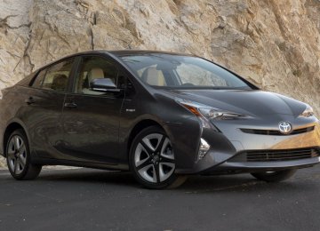 Toyota Prius is priced at $39,400 in the Iranian market.
