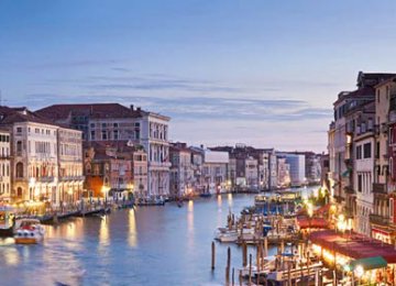 Tourism Driving Venetians Out