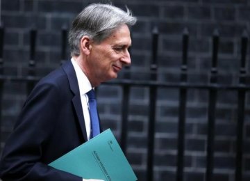 UK Cuts Growth Forecasts