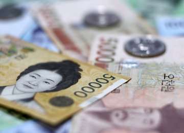 South Korea Economy Touches New Low