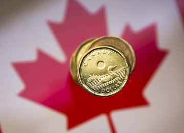 Canada Struggling to Save Loonie