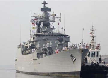 Indian Flotilla Docks at Iranian Port 