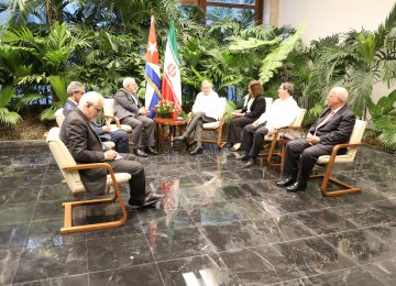 Cuban President, Zarif Discuss Ties, Int’l Issues