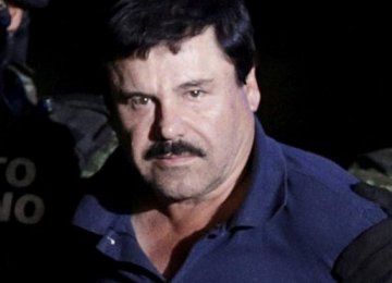 Mexico Judge Halts El Chapo’s Extradition to US