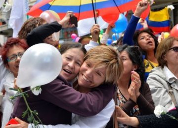 Colombians Celebrate End of Civil War