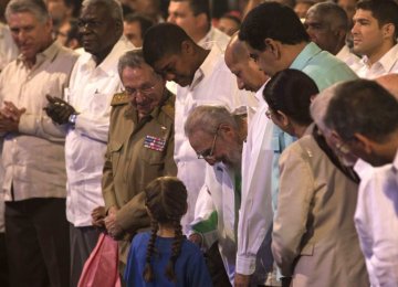 Fidel Castro Appears at 90th Birthday Event