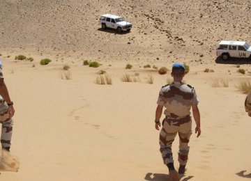 UN Votes to Extend Mandate in Western Sahara
