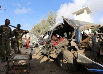 Somalia Car Bomb Kills 2 Police Officers