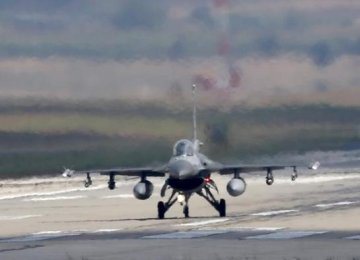Turkish Warplanes Kill 27 Kurdish Militants