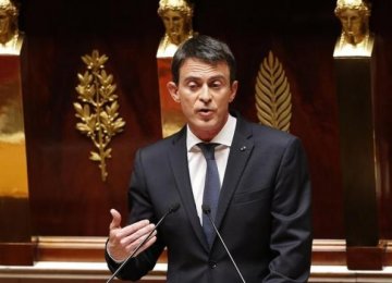 French PM Tells Financial Firms: Welcome to Paris