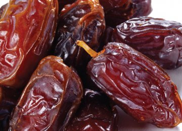 Excessive Date Exports Blamed for Rising Prices