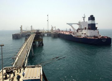 Kharg Oil Terminal Reports Heavy Tanker Traffic  