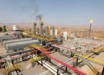 Iran Signs NDA With Russia Oil Co.