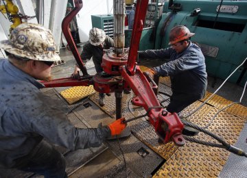 US Shale Drillers Add Rigs for Longest Streak in a Year