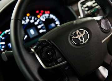 Toyota Recalls 1.4m Cars Over Airbag Defect 