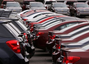 US Auto Sales Slow in June
