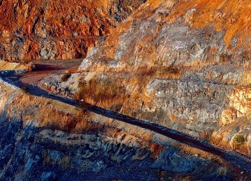 Poisonous Thai Gold Mines Closed