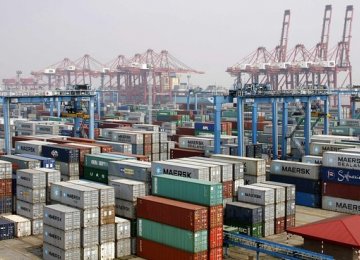 China’s Foreign Service Trade Deficit Widens