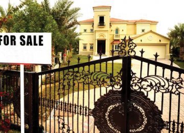 Dubai Property Prices Slump