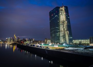Germans File Complaint Against ECB Policy 