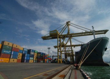 Indonesia’s Trade Surplus Sign of Weak Recovery