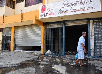 Lootings Soar in Venezuela