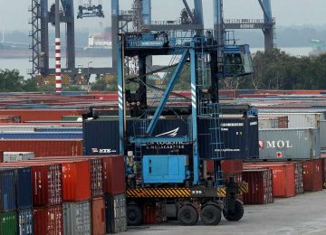 Malaysia Trade Surplus at 11-Month Low