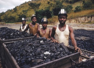 Nigeria Switching to  Minerals to Boost Growth