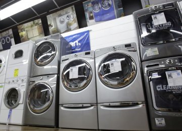 Orders for Durable Goods Plunge in US