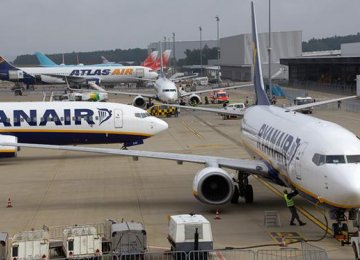 Ryanair Posts Record Profit