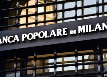Merged Italian Banks to Cut 7% Jobs 