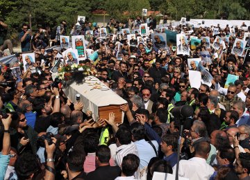 Fans Pay Final Respects  to Abbas Kiarostami 