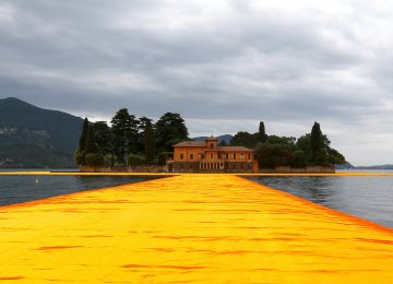 ‘Walk on Water’ at Christo work