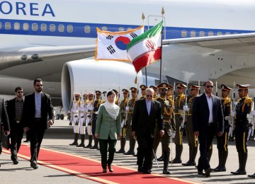 Tehran, Seoul Set Sight on  Agreements Worth $20b