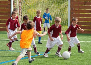 Diversifying sports participation makes kids more likely to be successful and to stick with the sport. 