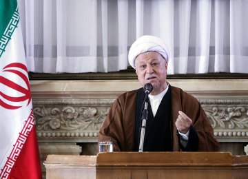 Rafsanjani Calls for Bolstering Political Factions