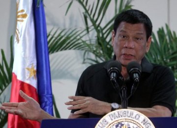 Philippines’ Duterte Likens Himself to Hitler