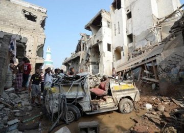 Saudi Airstrikes Kill 9 in Yemen