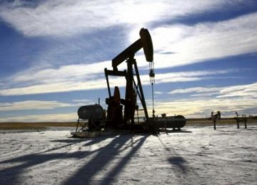 Global Upstream Oil, Gas Spending to Fall 24% in 2016