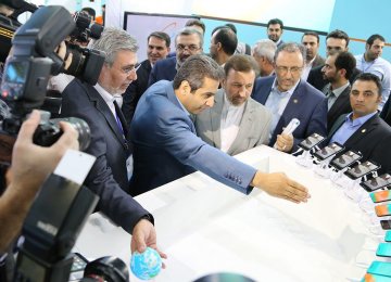 Mahmoud Vaezi spoke at Iran Telecom 2016